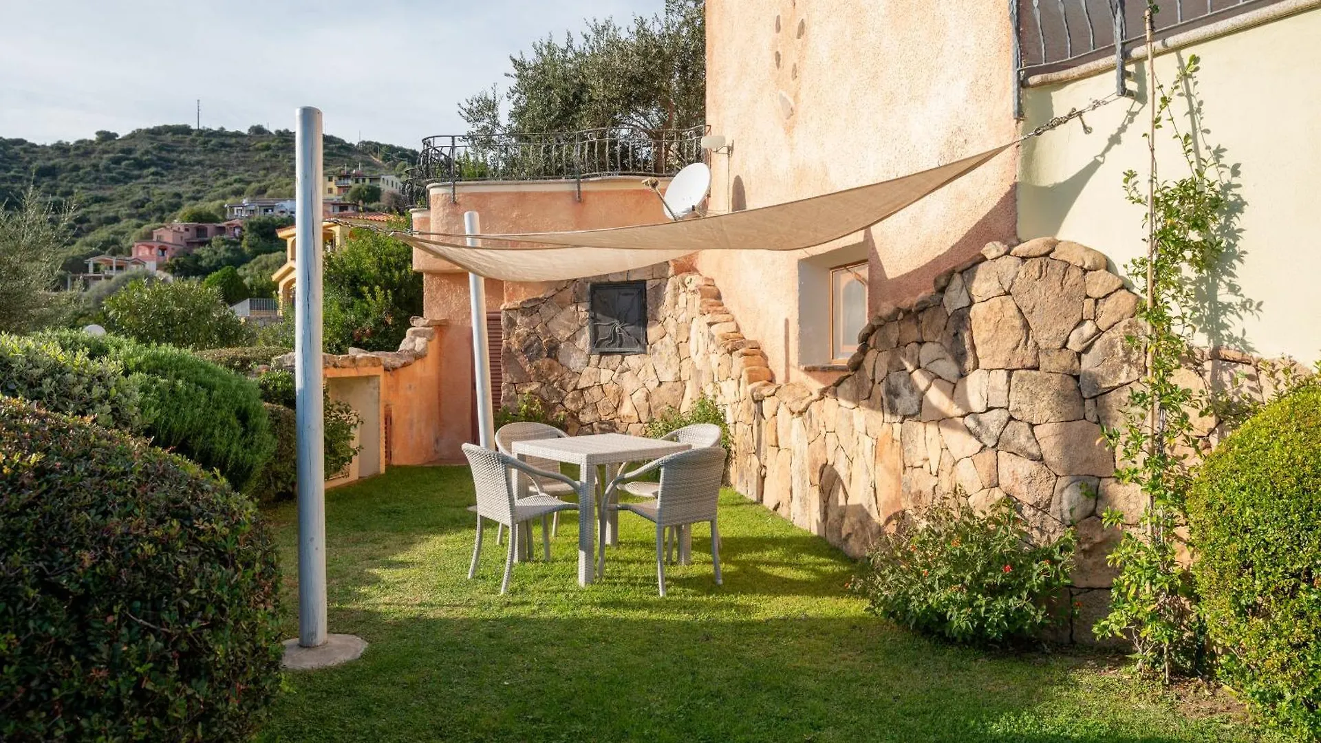 Solaria - Villa Luddui Будони 0*,  Италия